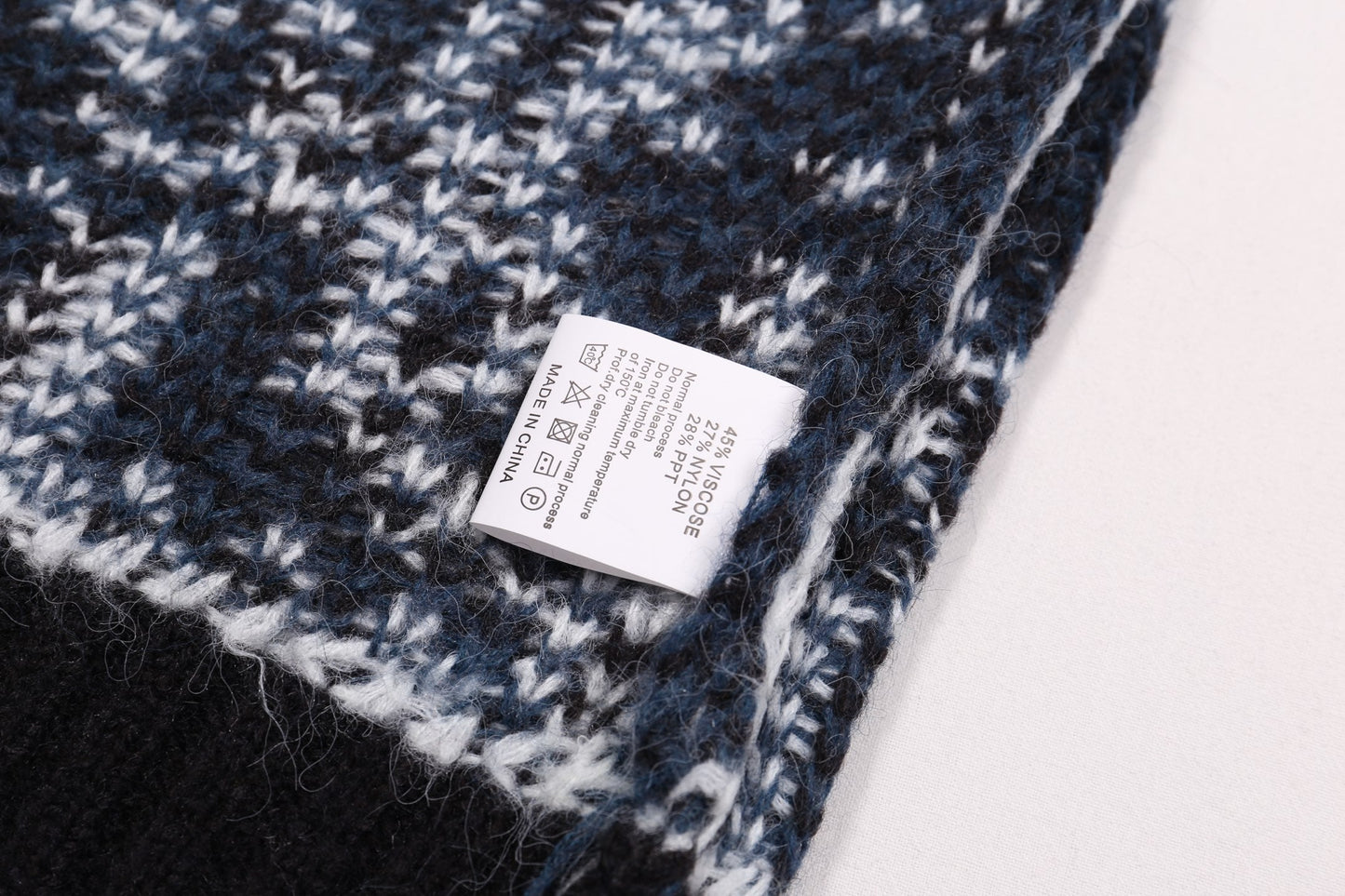 Classic Fashion Sweater-1442